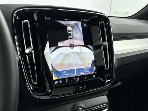 Volvo  XC40 B4 Plus Dark | 19" | Panoramadak | 360 Camera | Harman Kardon | Elektr. verst. stoelen | Adaptiev... ActivLease financial lease