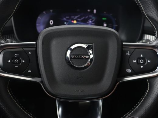 Volvo  XC40 Recharge P8 AWD R Design | Panoramadak | Leder | 360 Camera | Stoelverwarming | Harman/Kardon | M... ActivLease financial lease