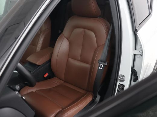 Volvo  XC40 Recharge P8 AWD R Design | Panoramadak | Leder | 360 Camera | Stoelverwarming | Harman/Kardon | M... ActivLease financial lease