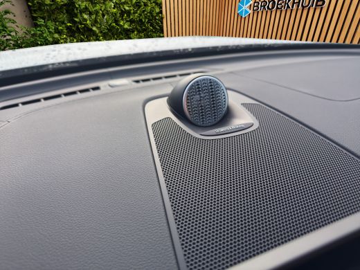 Volvo  XC60 2.0 T6 Plug-in hybrid AWD Ultra Black Edition | Facelift! | Luchtvering | Bowers&Wilkins | Trekha... ActivLease financial lease