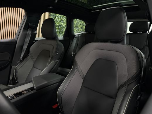 Volvo  XC60 T6 AWD Recharge Plus Dark | 360&deg; Camera | Head-Up Display | Adaptieve Cruise Control | Crystal Wh... ActivLease financial lease