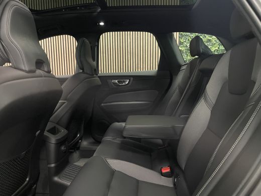 Volvo  XC60 T6 AWD Recharge R-Design Long Range All Season banden | Stoel en Stuurwielverwarming | Standkache... ActivLease financial lease