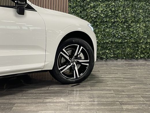 Volvo  XC60 T6 AWD Recharge R-Design Long Range All Season banden | Stoel en Stuurwielverwarming | Standkache... ActivLease financial lease