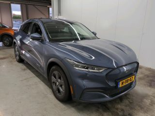 Ford Mustang Mach-E Mach-E Aut. Extended 98kWh | Trekhaak | Leder | Navi | B&O Sound | 360 Camera |
