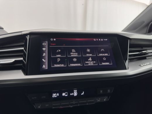 Audi Q4 e-tron 40 Launch edition Advanced Plus 77 kWh [3-Fase] {SOH-93%} (INCL-BTW) *HEATPUMP | ADAPT-CRUISE | M... ActivLease financial lease