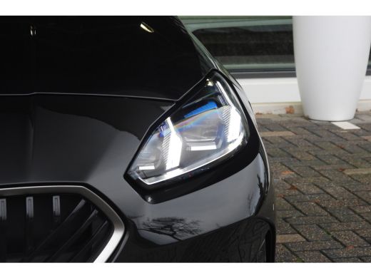 BMW 1 Serie 120 M Sport Automaat / Sportstoelen / Achteruitrijcamera / M Adaptief onderstel / Comfort Access ... ActivLease financial lease