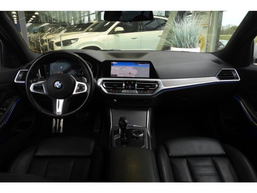 BMW 3 Serie Touring 320i High Executive M Sport Automaat / Trekhaak / Sportstoelen / Achteruitrijcamera / M S... ActivLease financial lease