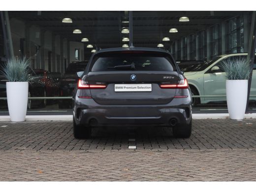 BMW 3 Serie Touring 330e High Executive M Sport Automaat / Panoramadak / Sportstoelen / Laserlight / Achterui... ActivLease financial lease