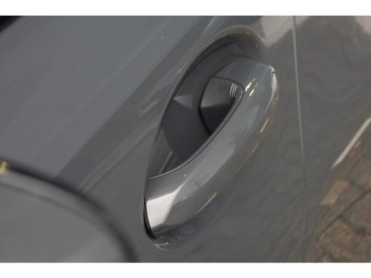 BMW 3 Serie Touring 330e High Executive M Sport Automaat / Panoramadak / Sportstoelen / Laserlight / Achterui... ActivLease financial lease