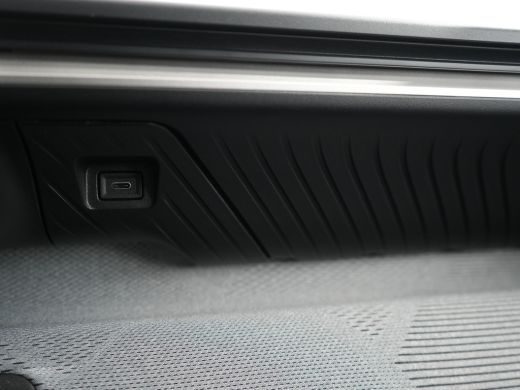 Citroën &euml;-C3 Max 113pk 44 kWh | Achterbank in delen neerklapbaar | Achteruitrijcamera | Alarm klasse 1(startbl... ActivLease financial lease