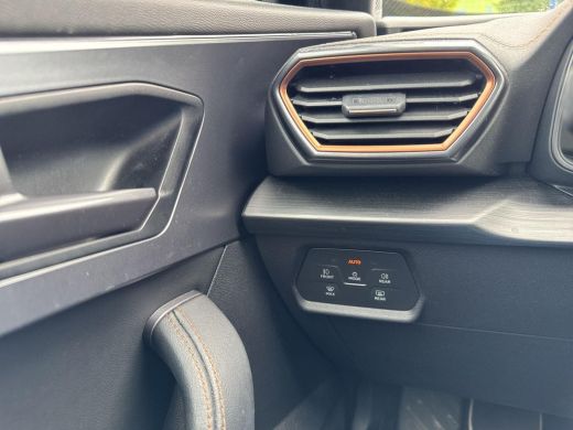 CUPRA Formentor 1.4 e-Hybrid 204Pk PHEV | Trekhaak | Pano Dak  | Elec. klep | SOH 100% | ActivLease financial lease