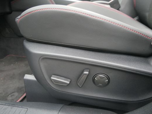 Ford Kuga 2.5 PHEV ST-Line X Black Package | Panoramadak | Matrix LED | Trekhaak | Adaptive Cruise | BLIS |... ActivLease financial lease