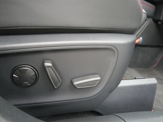 Ford Kuga 2.5 PHEV ST-Line X Black Package | Panoramadak | Matrix LED | Trekhaak | Adaptive Cruise | BLIS |... ActivLease financial lease