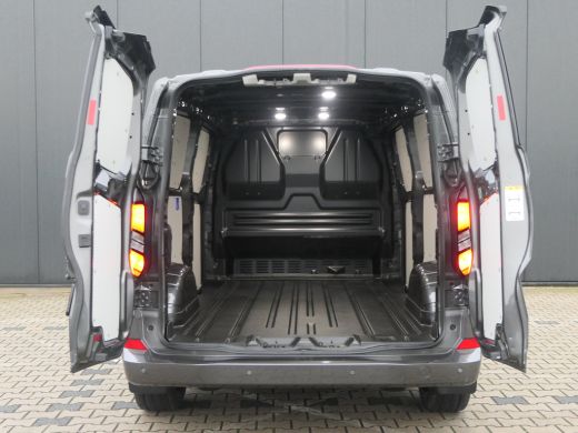 Ford Transit Custom 320 2.0 TDCI 170pk Automaat L2H1 Black Edition | 2x Schuifdeur | Adaptive Cruise | BLIS | Keyless... ActivLease financial lease