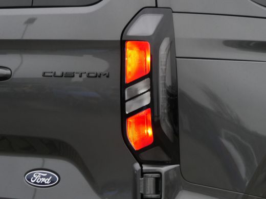 Ford Transit Custom 320 2.0 TDCI 170pk Automaat L2H1 Black Edition | 2x Schuifdeur | Adaptive Cruise | BLIS | Keyless... ActivLease financial lease