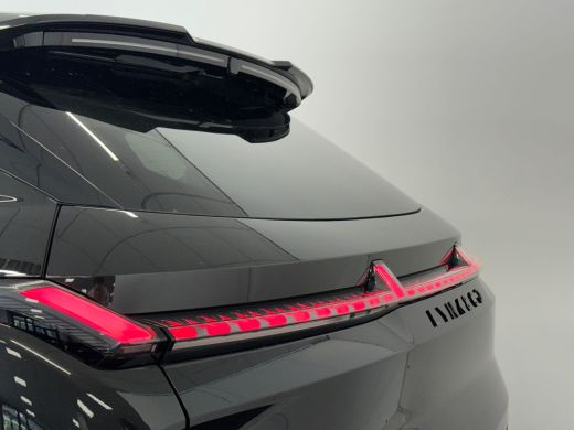 Lynk & Co 08 1.5 More | 200 km elektrisch | 360 Camera | Panoramadak | Harman Kardon | Stoelmassage | ActivLease financial lease