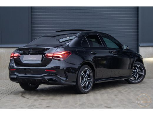 Mercedes-Benz A-Klasse 250e Business AMG Lim PANO MEMORY CAMERA STOELVERWARMING ActivLease financial lease