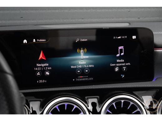 Mercedes-Benz A-Klasse 250e Business AMG Lim PANO MEMORY CAMERA STOELVERWARMING ActivLease financial lease