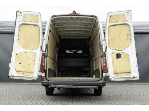 Mercedes-Benz Sprinter 314 CDI | L3H2 | Automaat | Camera | CarPlay | Climate | Cruise | Euro 6 ActivLease financial lease