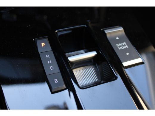 Opel Mokka-e Level 3 50 kWh / Navigatie via Carplay / Parkeersensoren / Climate Control / LED / DAB / 17'' LMV / ActivLease financial lease