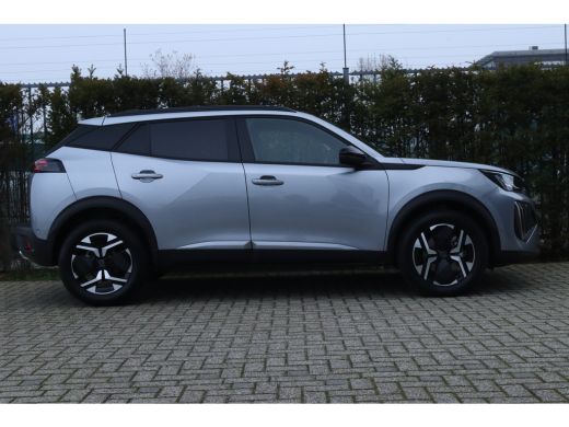 Peugeot 2008 1.2 Hybrid 145 Allure | Adapt. Cruise | 360 Camera | Navi | Carplay | AllGrip | Keyless | BLIS | LMV ActivLease financial lease