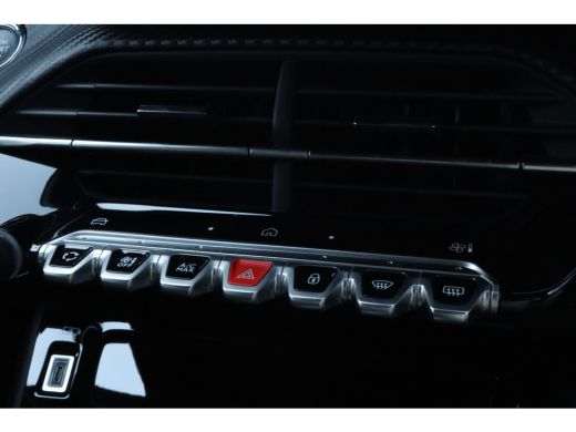 Peugeot 2008 1.2 Hybrid 145 Allure | Adapt. Cruise | 360 Camera | Navi | Carplay | AllGrip | Keyless | BLIS | LMV ActivLease financial lease