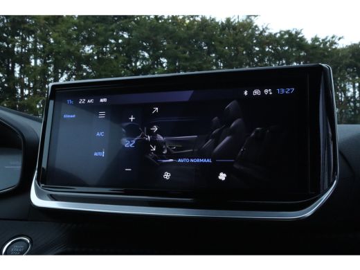 Peugeot 2008 1.2 Hybrid 145 Allure | Adapt. Cruise | 360 Camera | Navi | Carplay | AllGrip | Keyless | BLIS | LMV ActivLease financial lease