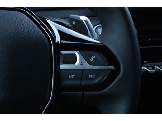 Peugeot 2008 1.2 Hybrid 145 Allure | Adapt. Cruise | 360 Camera | Navi | Carplay | AllGrip | Keyless | BLIS | LMV ActivLease financial lease