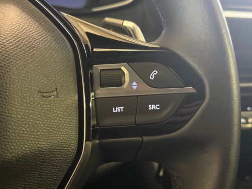 Peugeot 208 1.2 Hybrid 110 e-DCS6 Allure Camera voor + achter | Carplay | Adaptieve Cruise | Climate Control ... ActivLease financial lease