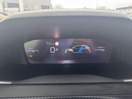 Peugeot 208 1.2 Hybrid 110 e-DCS6 Allure Camera voor + achter | Carplay | Adaptieve Cruise | Climate Control ... ActivLease financial lease