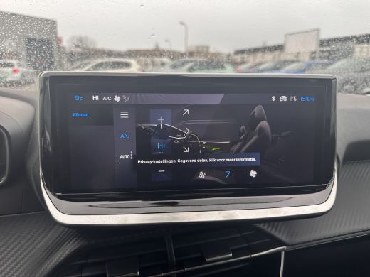 Peugeot 208 1.2 Hybrid 110 e-DCS6 Allure Camera voor + achter | Carplay | Adaptieve Cruise | Climate Control ... ActivLease financial lease