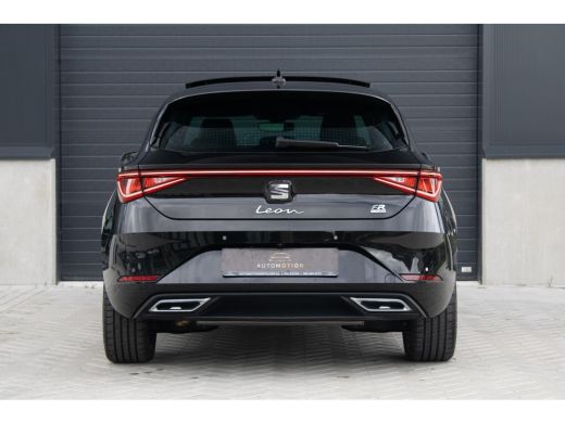 Seat Leon 1.4 TSI eHybrid PHEV FR PANO ACC CARPLAY SFEER ActivLease financial lease