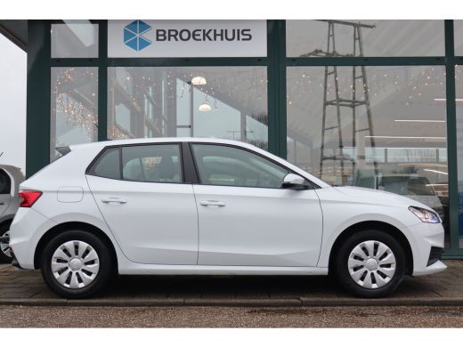 Skoda Fabia 1.0 TSI Ambition 95PK | Airco | Apple Carplay/Android Auto|telefoonintegratie premium | Buitenspi... ActivLease financial lease