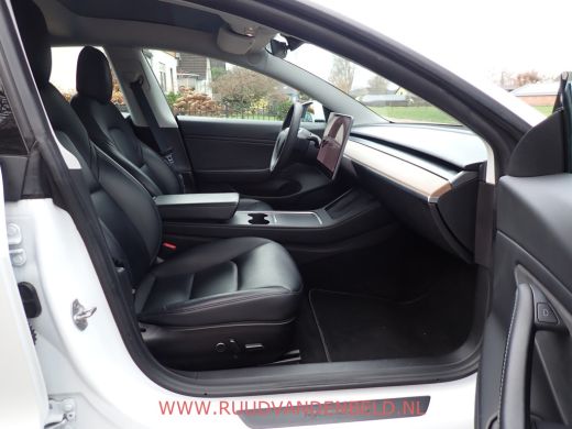 Tesla Model 3 Long Range AWD ! FACELIFT ! 89%SOH FSD-AUTOPILOT 19''/WARMTEPOMP ActivLease financial lease