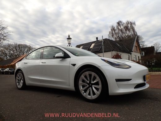 Tesla Model 3 Long Range AWD ! FACELIFT ! 89%SOH FSD-AUTOPILOT 19''/WARMTEPOMP ActivLease financial lease