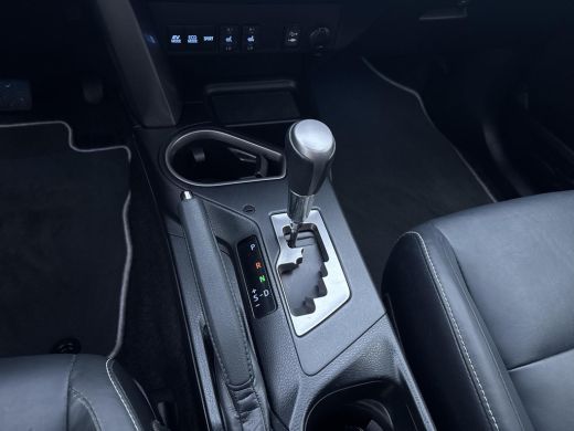 Toyota RAV4 2.5 Hybrid AWD Executive | 06-10141018 Voor meer informatie ActivLease financial lease