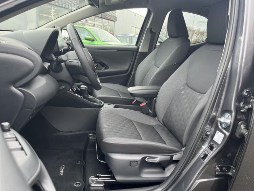 Toyota Yaris 1.5 Hybrid 115 Dynamic | Apple CarPlay/Android auto | Achteruitrijcamera | Stoelverwarming ActivLease financial lease