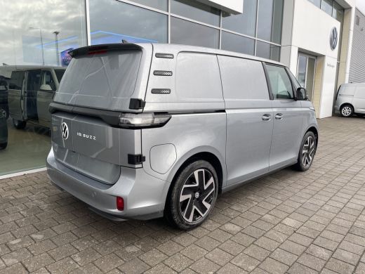 Volkswagen ID. Buzz Cargo Cargo Anniversary Edition 340PK | 4MOTION | 360 graden camera | 3 Zits | Achterdeuren | Trekhaak ActivLease financial lease