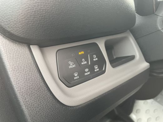 Volkswagen ID. Buzz Cargo Cargo Anniversary Edition 340PK | 4MOTION | 360 graden camera | 3 Zits | Achterdeuren | Trekhaak ActivLease financial lease