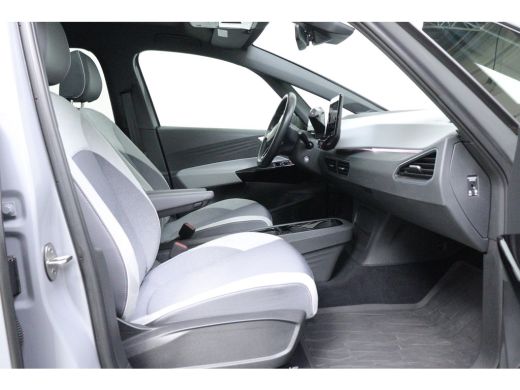 Volkswagen ID.3 Business 58 kWh 204 pk | Panoramadak | Achteruitrijcamera | Stoel/stuur verwarming | ActivLease financial lease