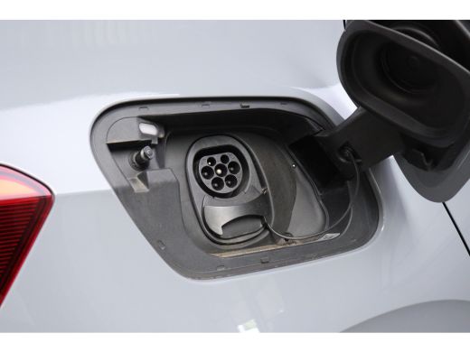 Volkswagen ID.3 Business 58 kWh 204 pk | Panoramadak | Achteruitrijcamera | Stoel/stuur verwarming | ActivLease financial lease