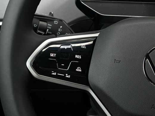 Volkswagen ID.4 Pro Limited Edition | 'App-Connect' draadloze smartphone integratie | Achterbank in ongelijke del... ActivLease financial lease