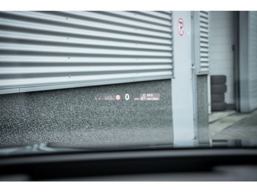 Volkswagen ID.7 Pro Limited Edition | Achterbank in ongelijke delen neerklapbaar incl. middenarmsteun en doorlaad... ActivLease financial lease