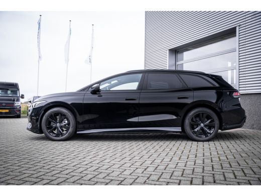 Volkswagen ID.7 Pro Limited Edition | Achterbank in ongelijke delen neerklapbaar incl. middenarmsteun en doorlaad... ActivLease financial lease
