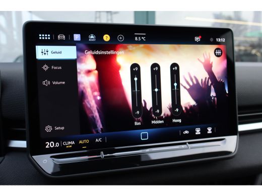 Volkswagen T-Roc Life First Edition 116PK Inclusief &euro;2000,- inruilpremie | 'App-Connect' draadloze smartphone inte... ActivLease financial lease