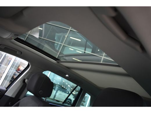 Volkswagen Tiguan 1.5 TSI 150PK DSG-7 Elegance | PANORAMA DAK | STOELVERW. | NAVIGATIE | KEYLESS ENTREE | ADAPT. CR... ActivLease financial lease