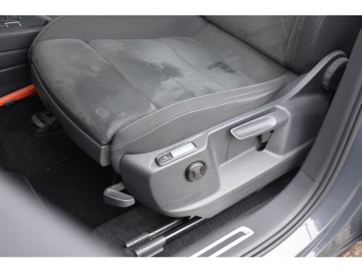 Volkswagen Tiguan 1.5 TSI 150PK DSG-7 Elegance | PANORAMA DAK | STOELVERW. | NAVIGATIE | KEYLESS ENTREE | ADAPT. CR... ActivLease financial lease