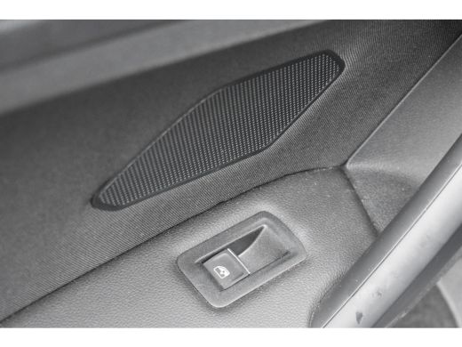 Volkswagen Tiguan 1.5 TSI 150PK DSG-7 Elegance | PANORAMA DAK | STOELVERW. | NAVIGATIE | KEYLESS ENTREE | ADAPT. CR... ActivLease financial lease