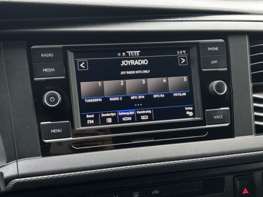 Volkswagen Transporter 2.0 TDI 111 PK / 1e EIG. / 48.372 KM !! / AIRCO / CRUISE / APPLE CARPLAY / 3-ZITS / PDC ActivLease financial lease