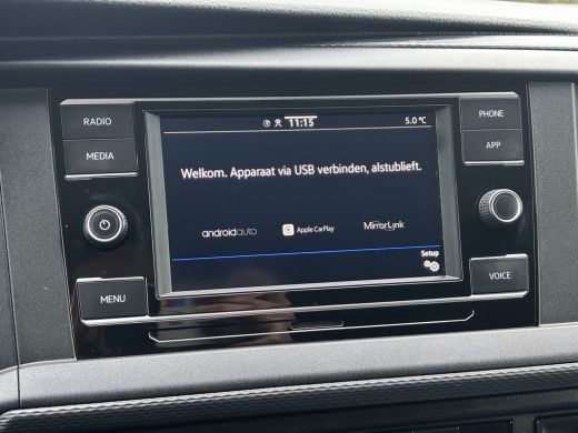 Volkswagen Transporter 2.0 TDI 111 PK / 1e EIG. / 48.372 KM !! / AIRCO / CRUISE / APPLE CARPLAY / 3-ZITS / PDC ActivLease financial lease